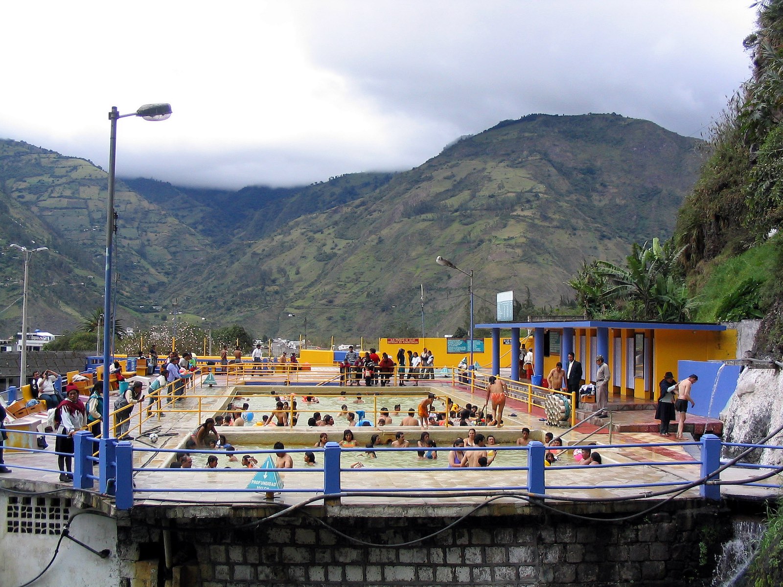  Sources thermales, Baños 